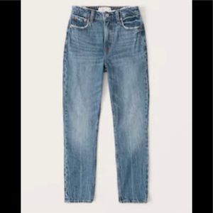 Abercrombie & Fitch Curve Love Skinny Jeans